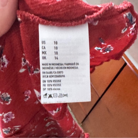 Sold
American Eagle Red Floral Dress - Picture 6 of 7